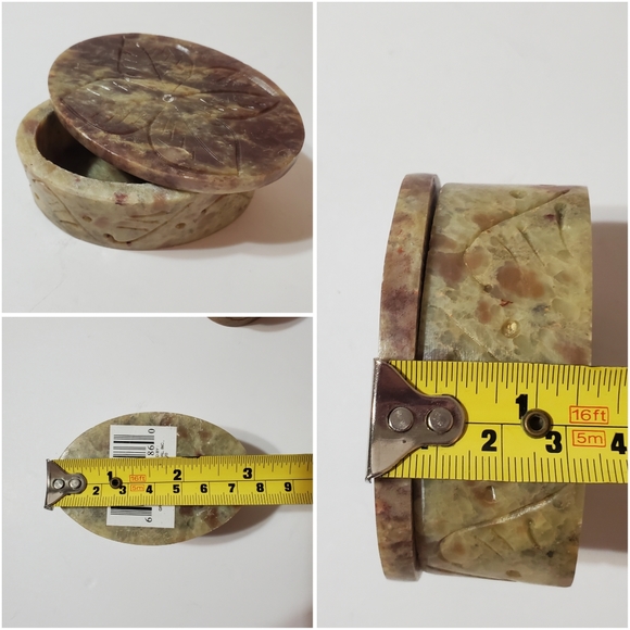 Greenbrier International Soapstone Flower Carved Design Oval Trinket Boxes (3) - Picture 11 of 13